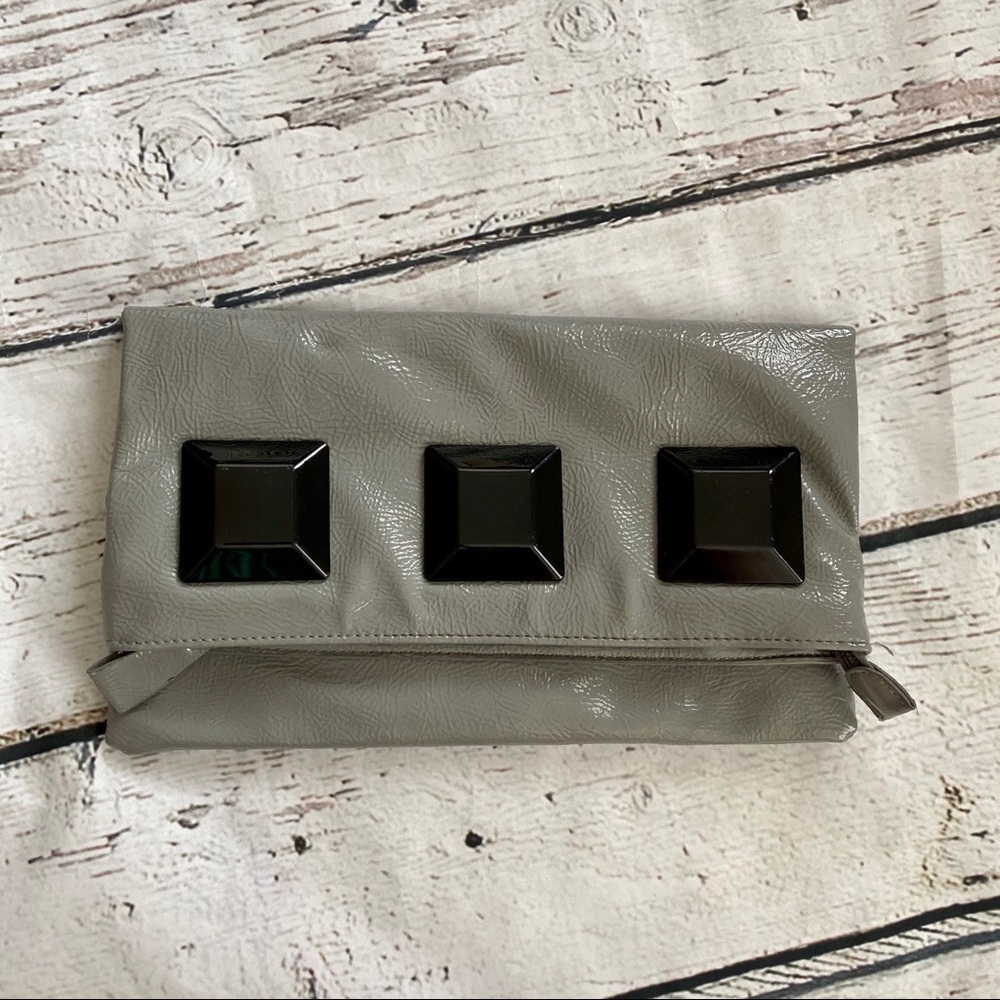 Forever 21 gray clutch